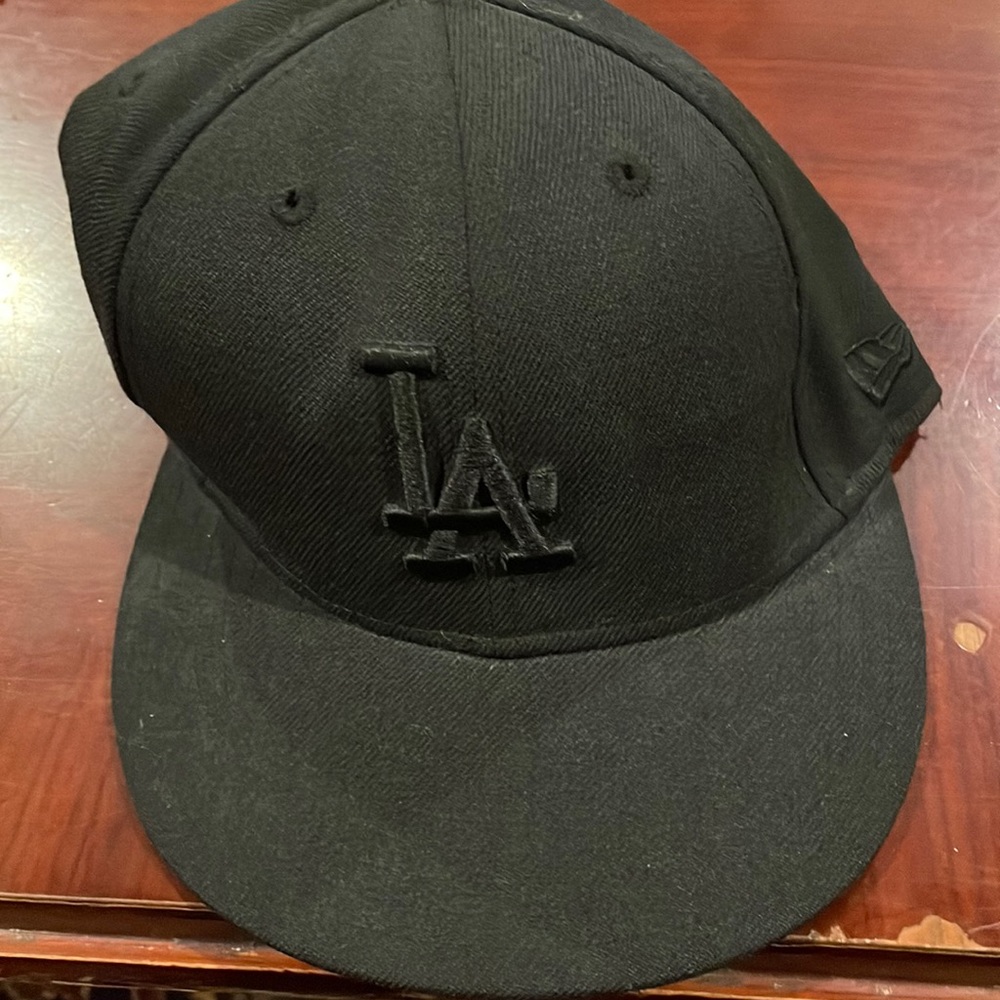 LA